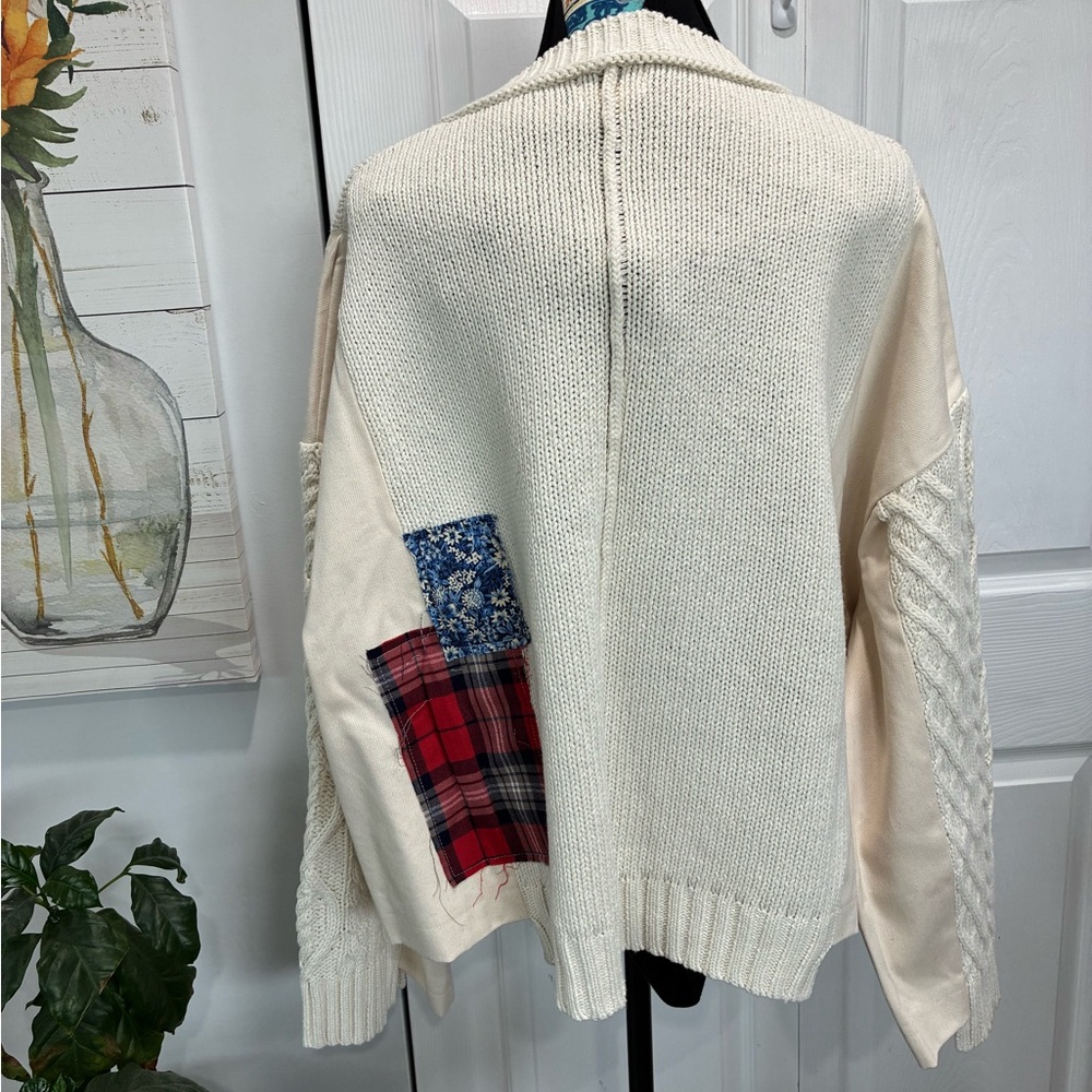 POL Cream V-Neck Sweater with Lace and Denim Accents - Picture 4 of 6